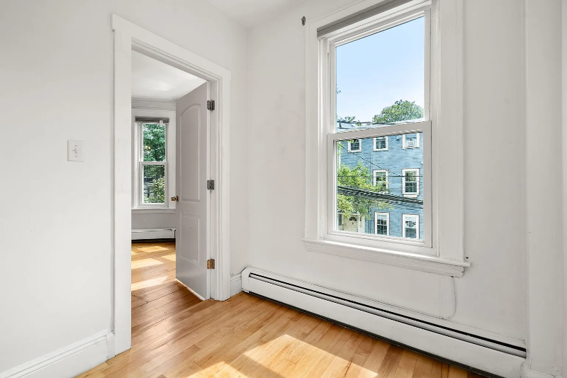 82 Webster St #2 - Photo 3 of 19