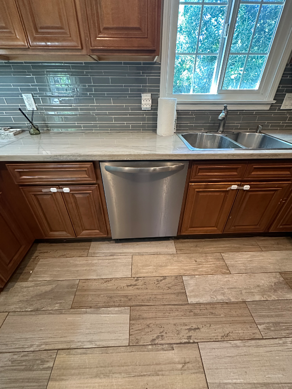 1828 Alabama Ave - Photo 2 of 12