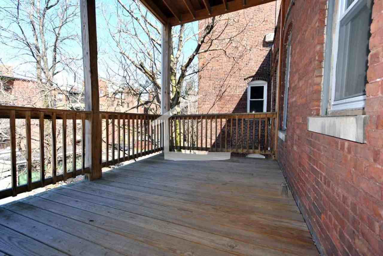 16 Strathmore Rd - Photo 2 of 23