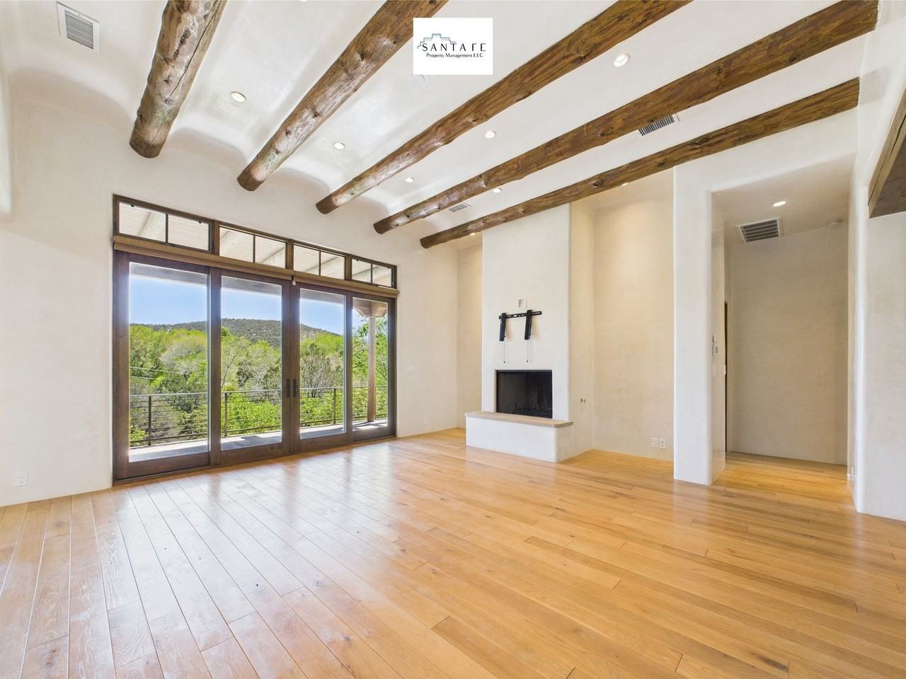 258 Las Colinas Dr - Photo 2 of 30