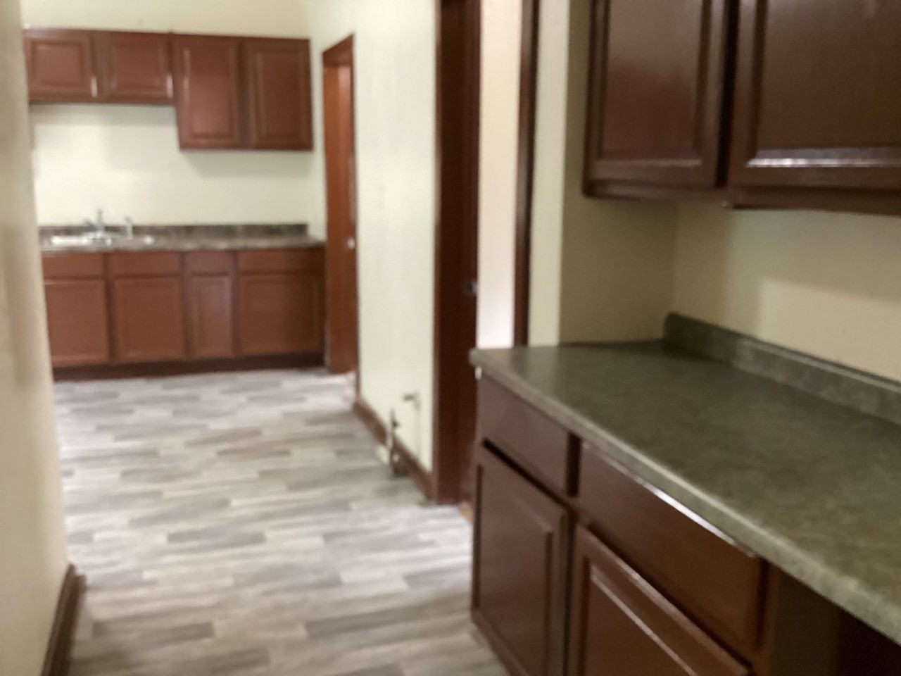 2515 S 7th St Lowr - Photo 3 of 9