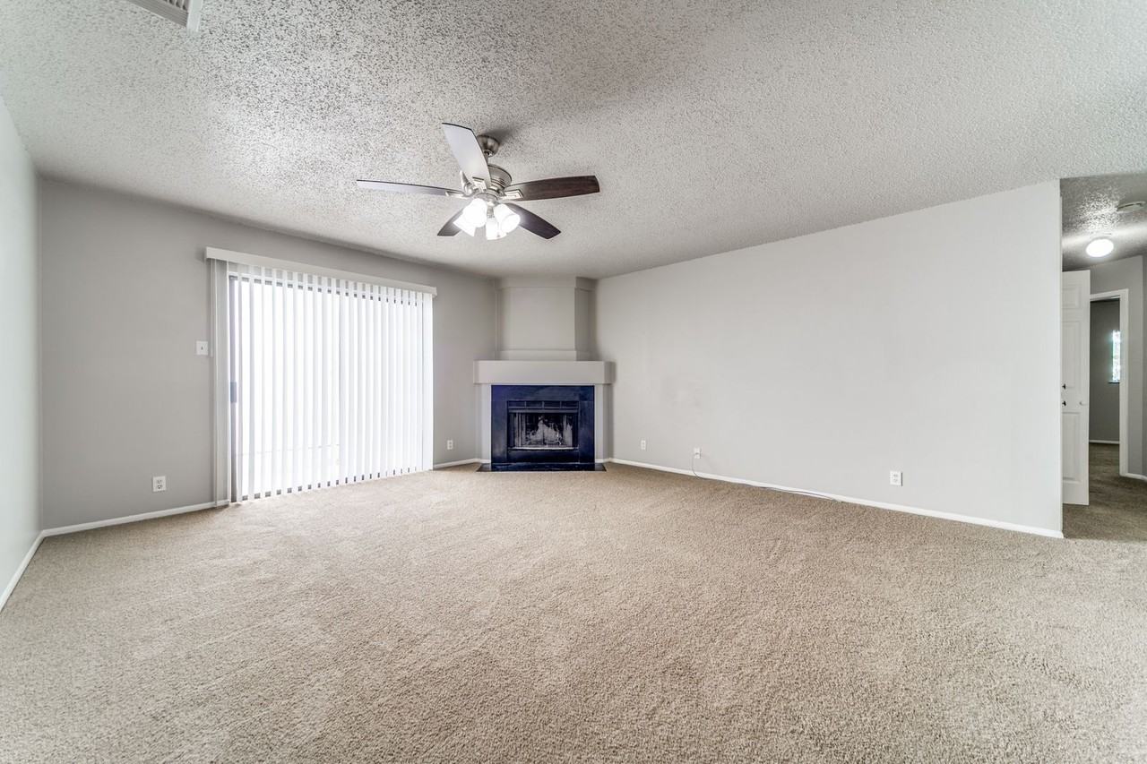 7359 Corian Park Dr - Photo 6 of 25