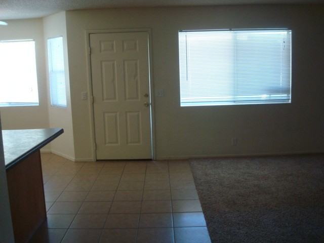 435 Mesa Blvd #202 - Photo 3 of 14