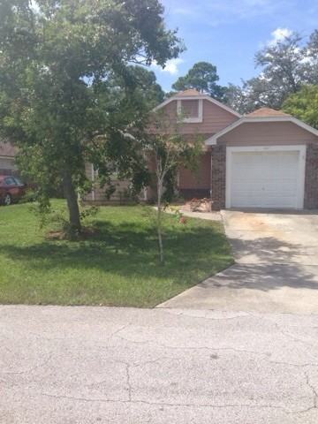 160 Edgewater Cir - Photo 2 of 13