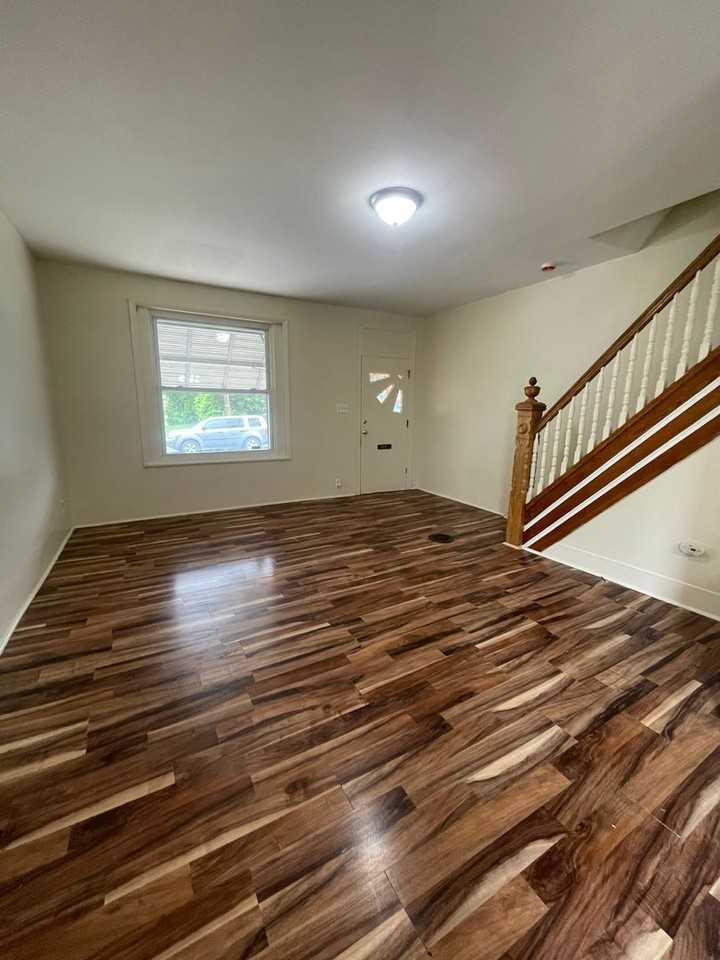 412 Columbia Ave - Photo 3 of 21