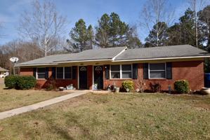 featured image of 637 Whit Davis Rd