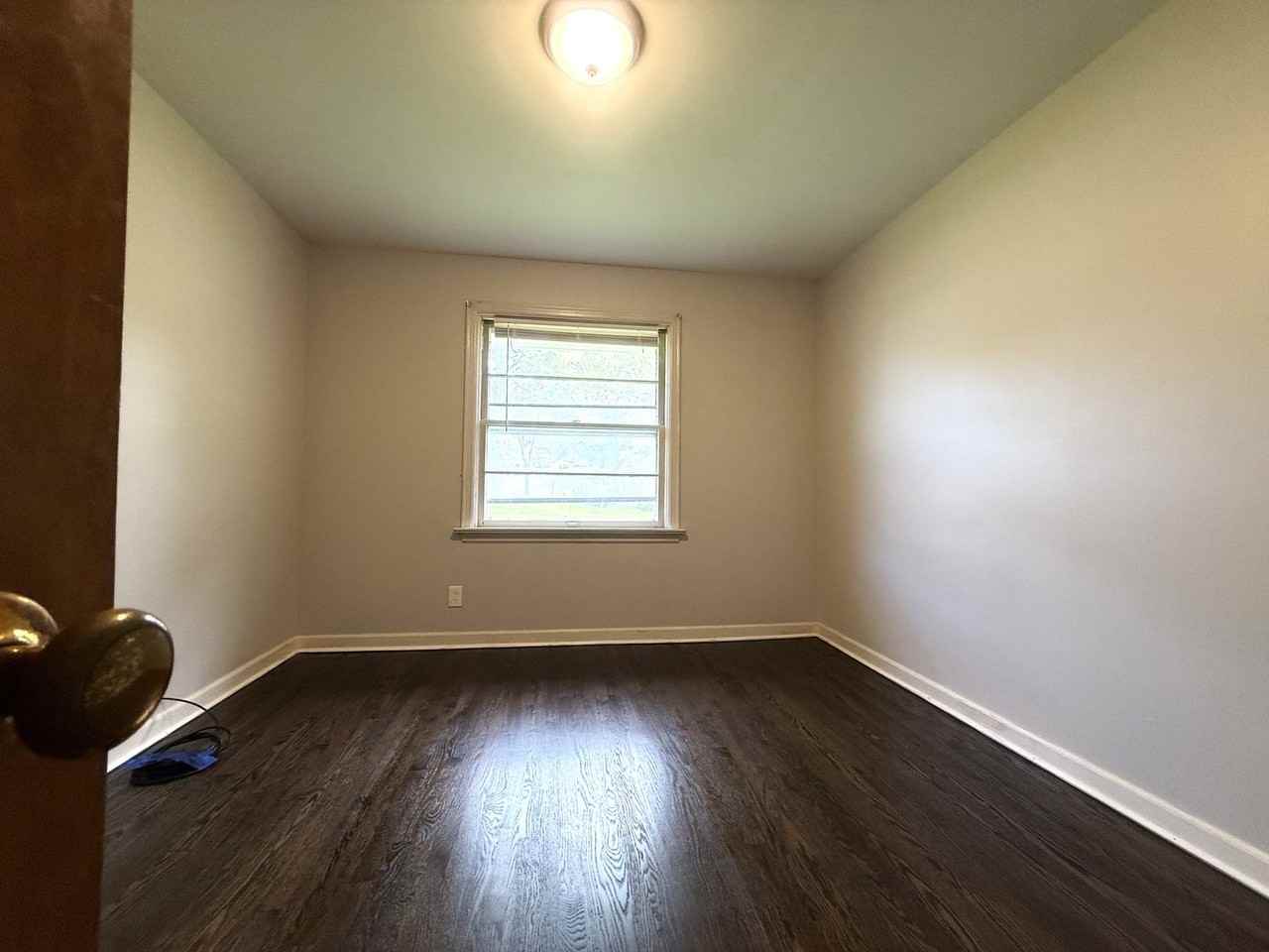 9221 Waldorf Dr - Photo 7 of 11