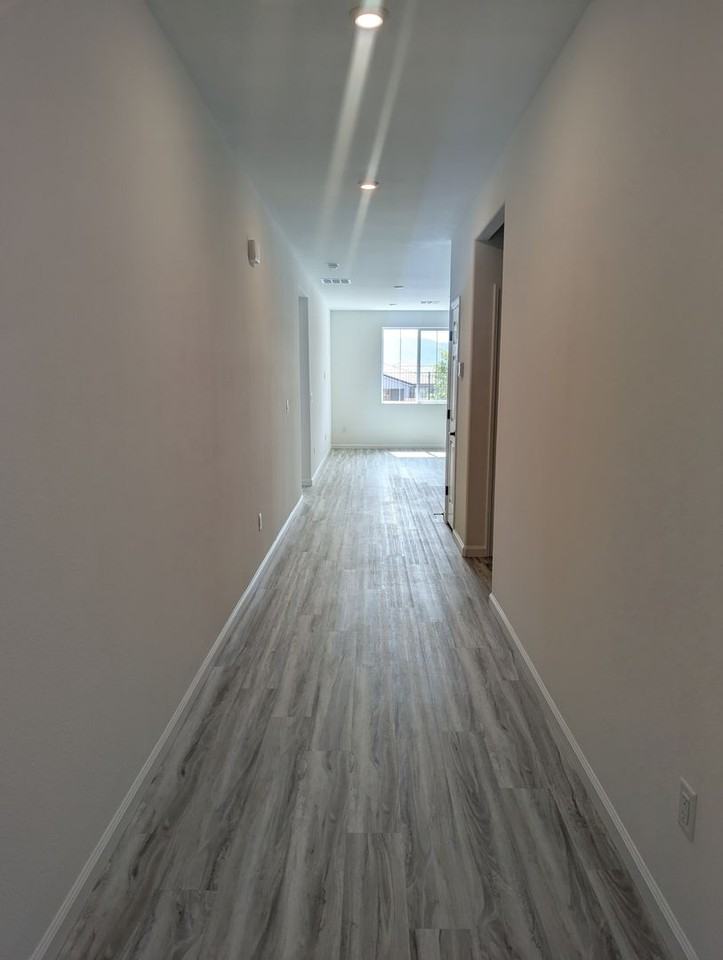 1474 Barrett Ln - Photo 2 of 30