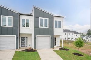 featured image of 2121 Titanium Rock Rd