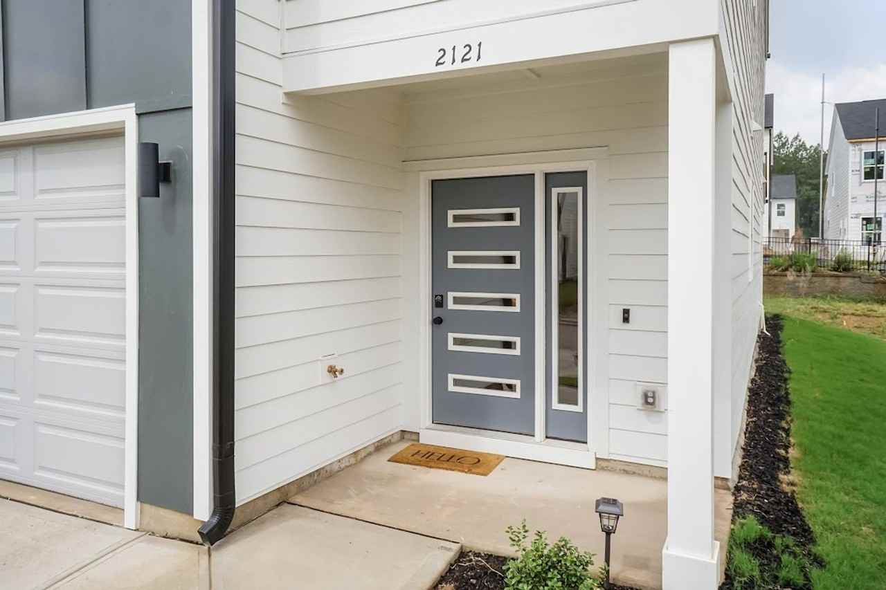 2121 Titanium Rock Rd - Photo 2 of 15