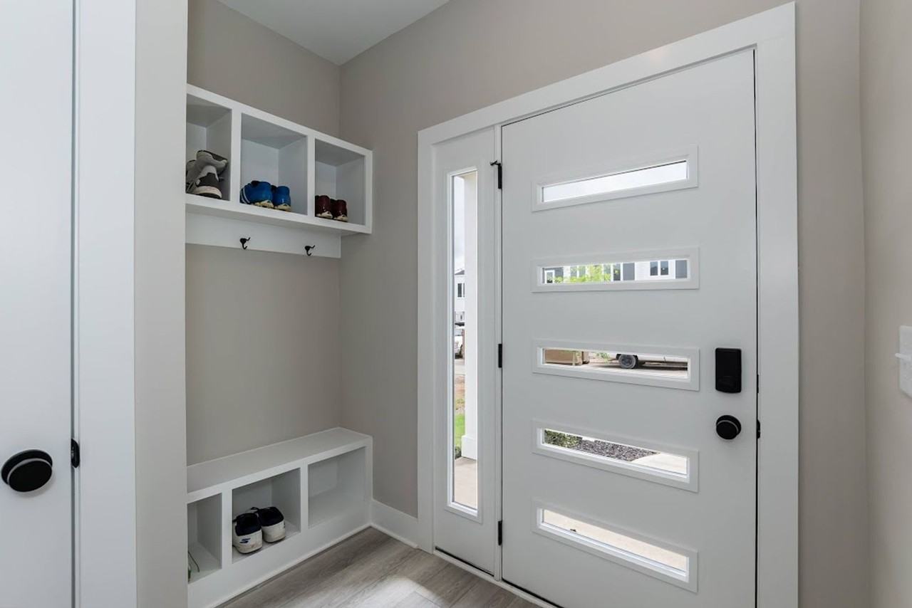2121 Titanium Rock Rd - Photo 4 of 15