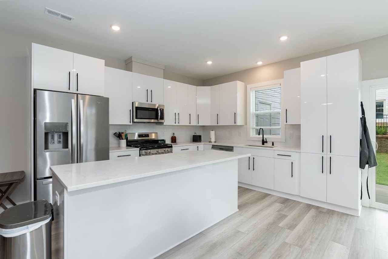 2121 Titanium Rock Rd - Photo 7 of 15