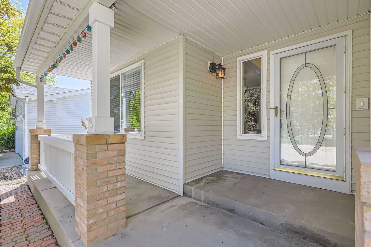1321 Trail Ridge Rd - Photo 3 of 26