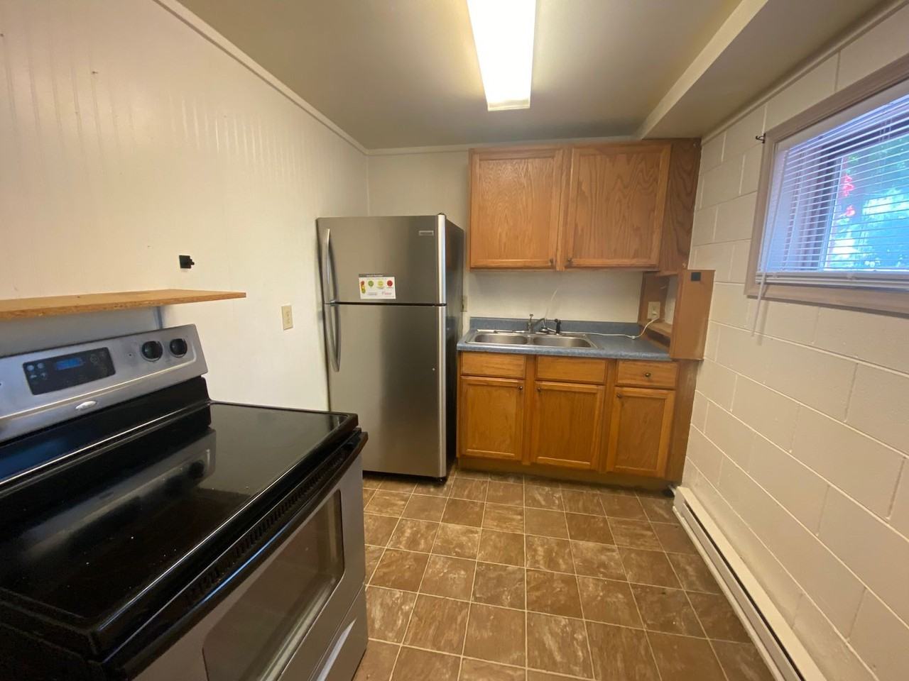 744 Crescent Dr #4 - Photo 2 of 6