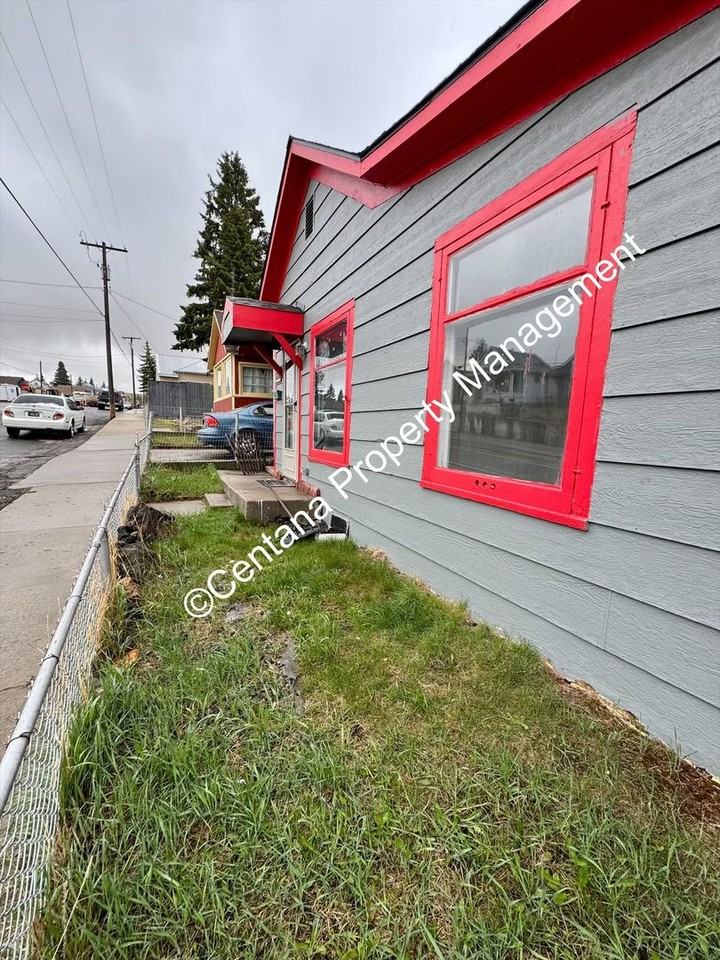330 W Daly St - Photo 2 of 27