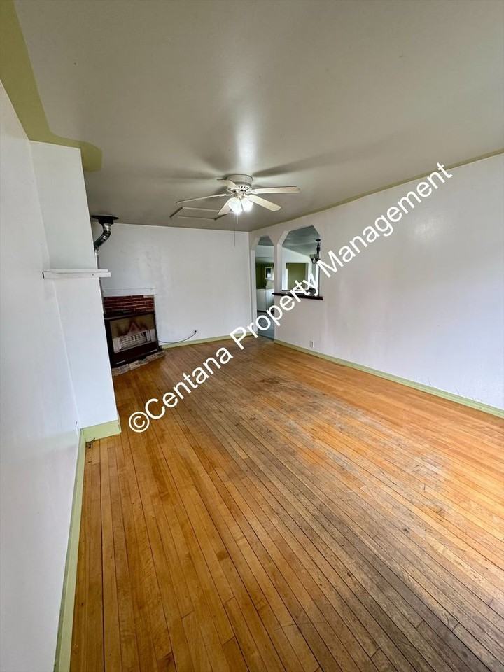 330 W Daly St - Photo 5 of 27