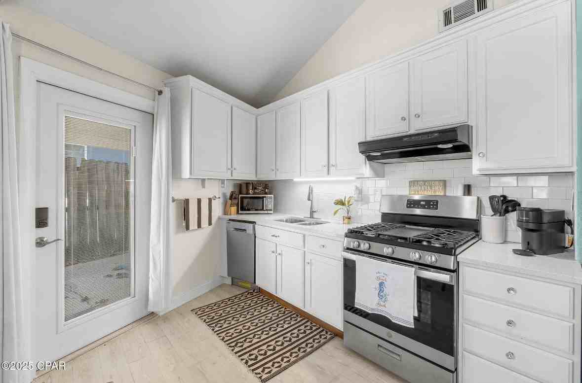 607 Wisteria St #NA - Photo 2 of 11