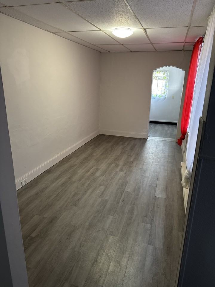 423 Orange St #NA - Photo 3 of 17