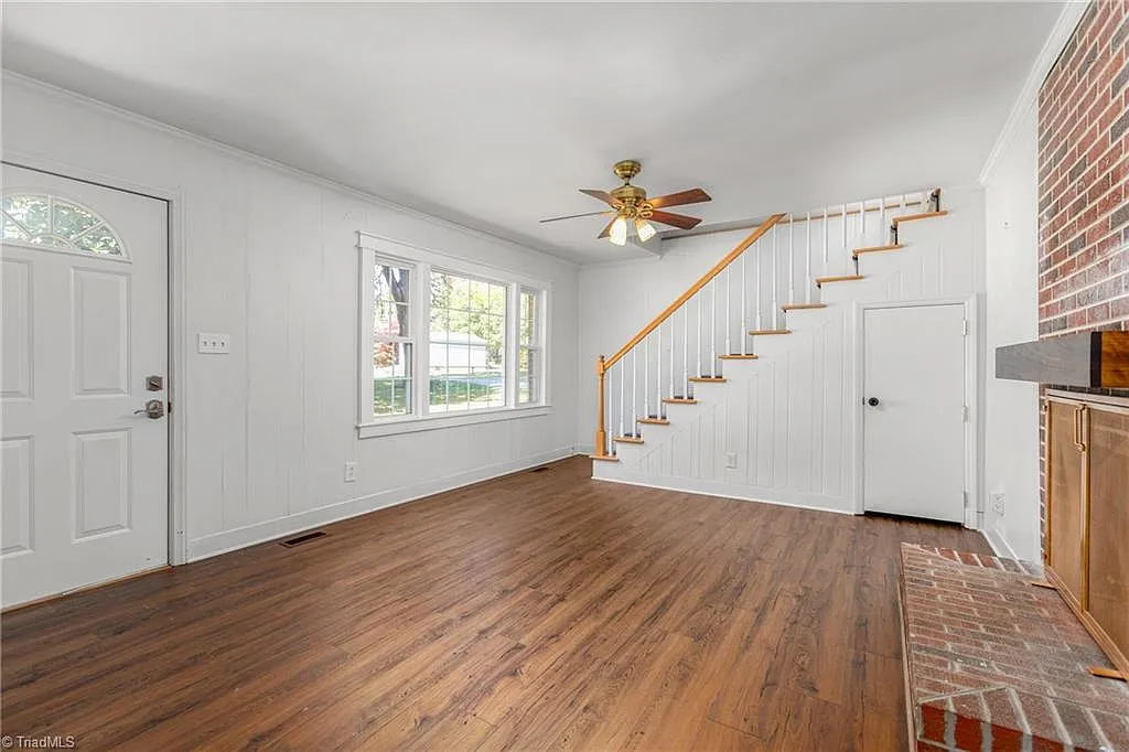 3618 Lewiston Road #NA - Photo 2 of 11