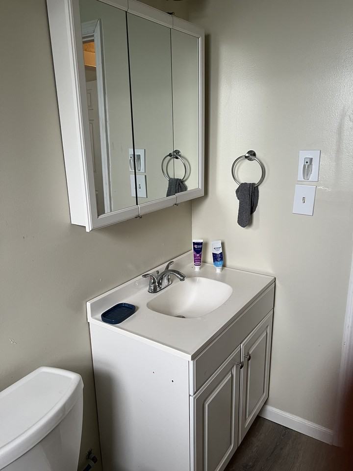 329 S Grandview Ave #329 - Photo 5 of 8