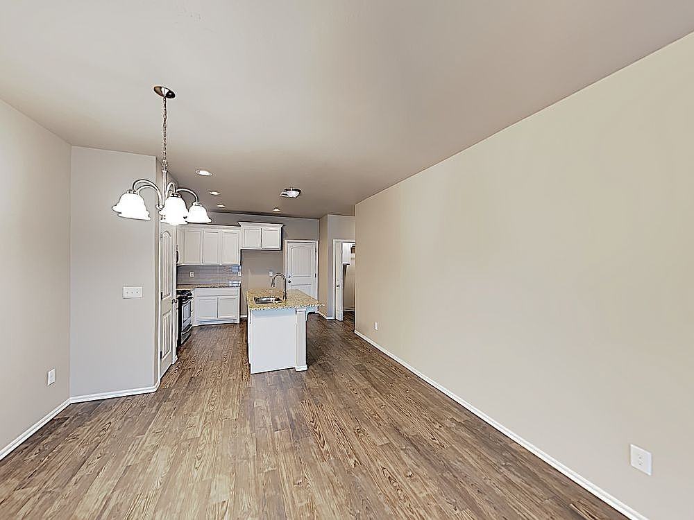 11202 Nw 114th St #NA - Photo 7 of 34