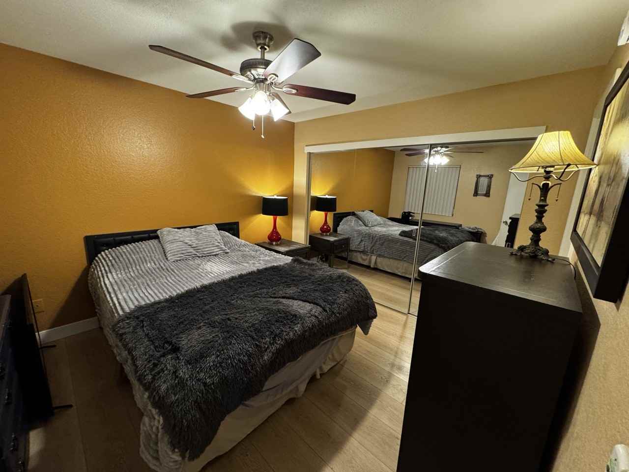 4850 East Desert Cove Avenue - Photo 6 of 18