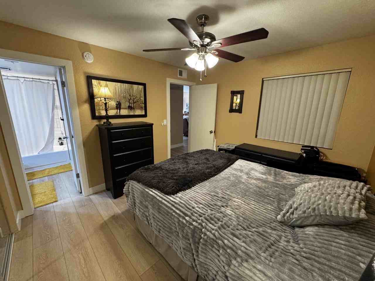 4850 East Desert Cove Avenue - Photo 7 of 18