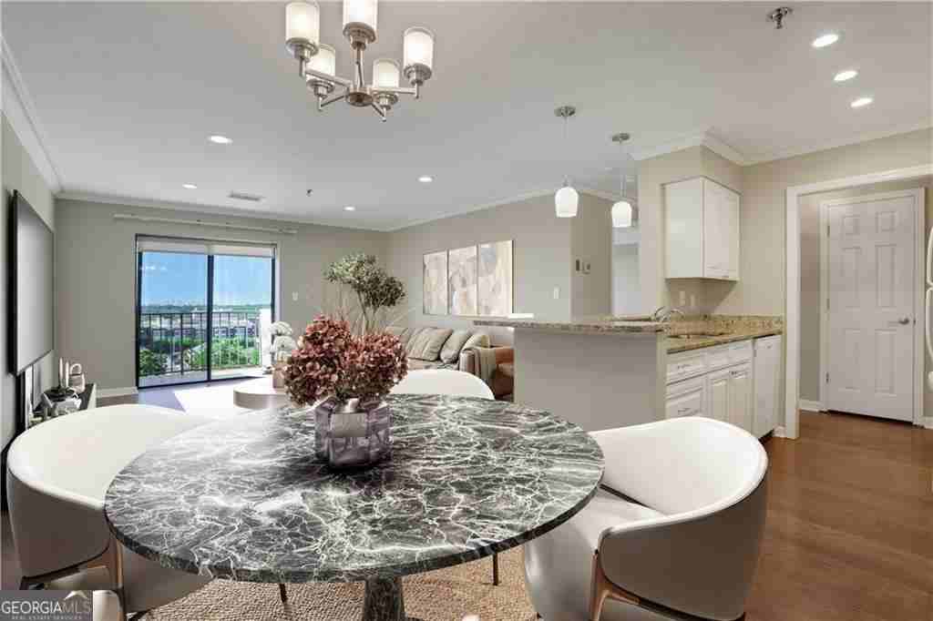 300 Johnson Ferry Rd Ne - Photo 6 of 37