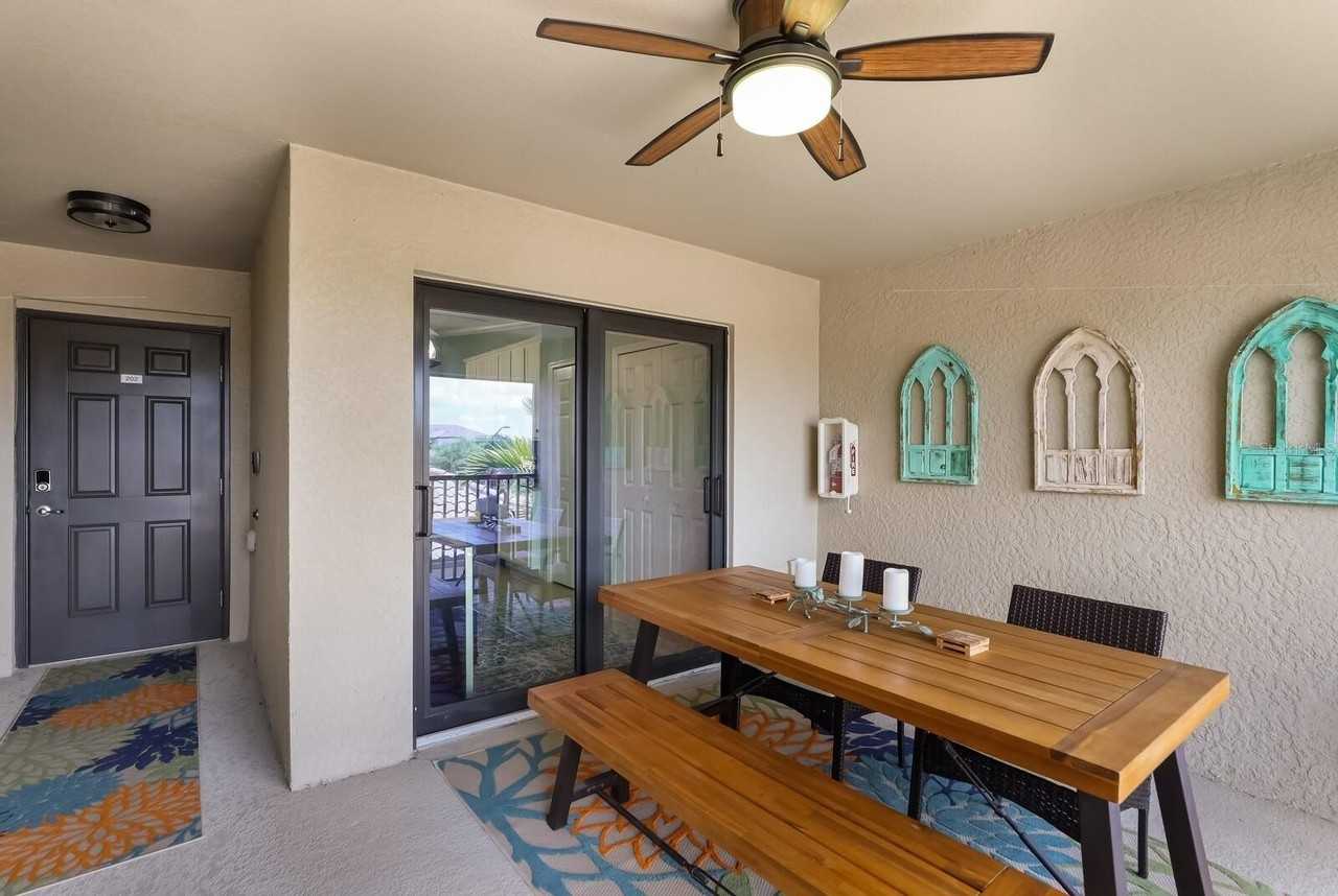 5557 Palmer Cir #202 - Photo 4 of 50