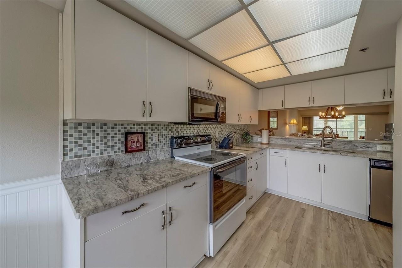 9510 Harbor Greens Way #407 - Photo 6 of 41