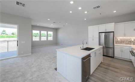 311 Newton - Photo 3 of 8