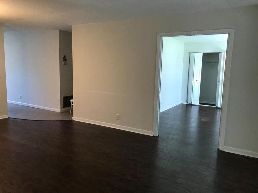 845 Salem Ln - Photo 5 of 8