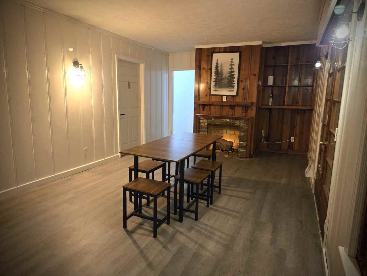 Carmel Ave - Photo 2 of 11