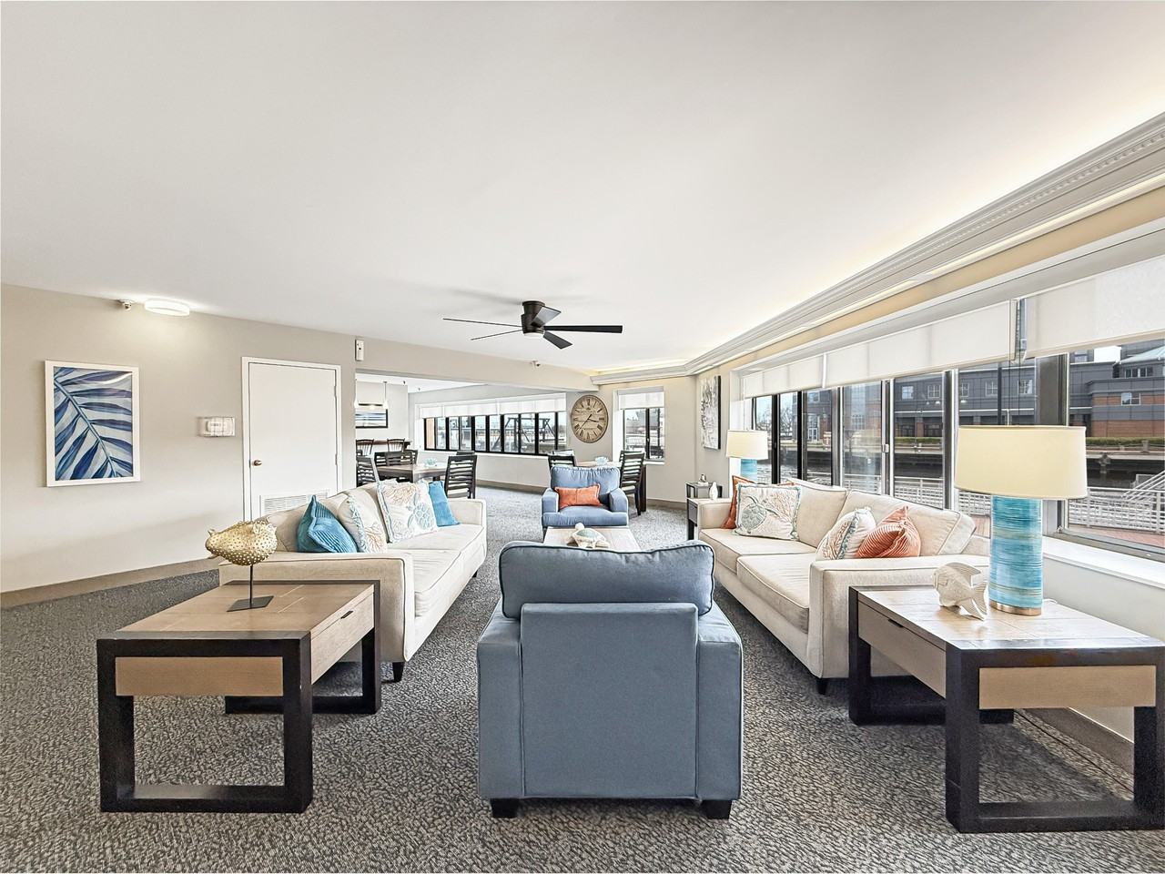 Harbor Tower Apartments - Photo 5 of 39