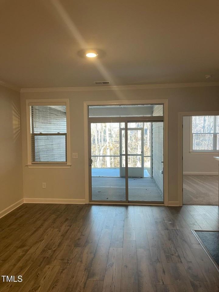 852 Money Island Pl - Photo 5 of 34