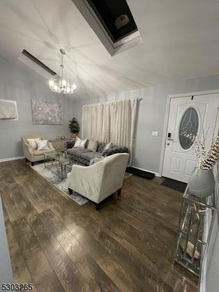 5 Wagonwheel Rd - Photo 3 of 13