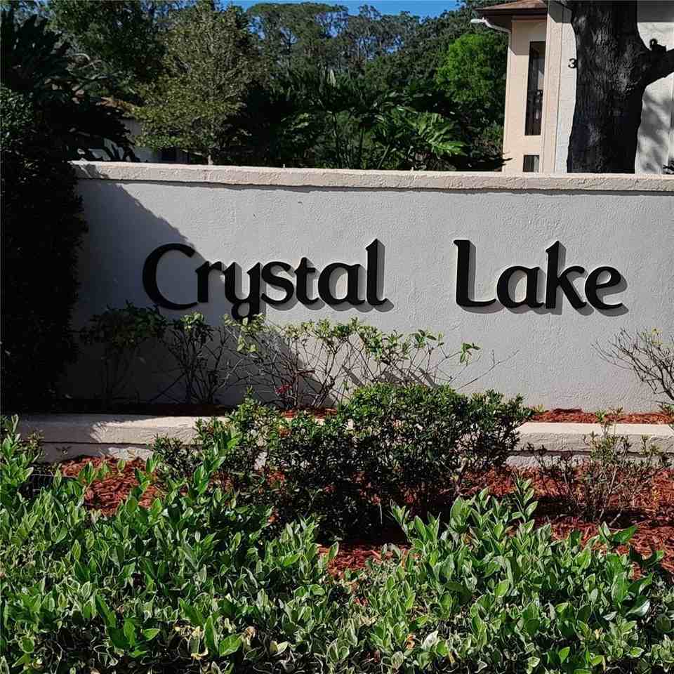 3380 Crystal Ct E - Photo 2 of 11