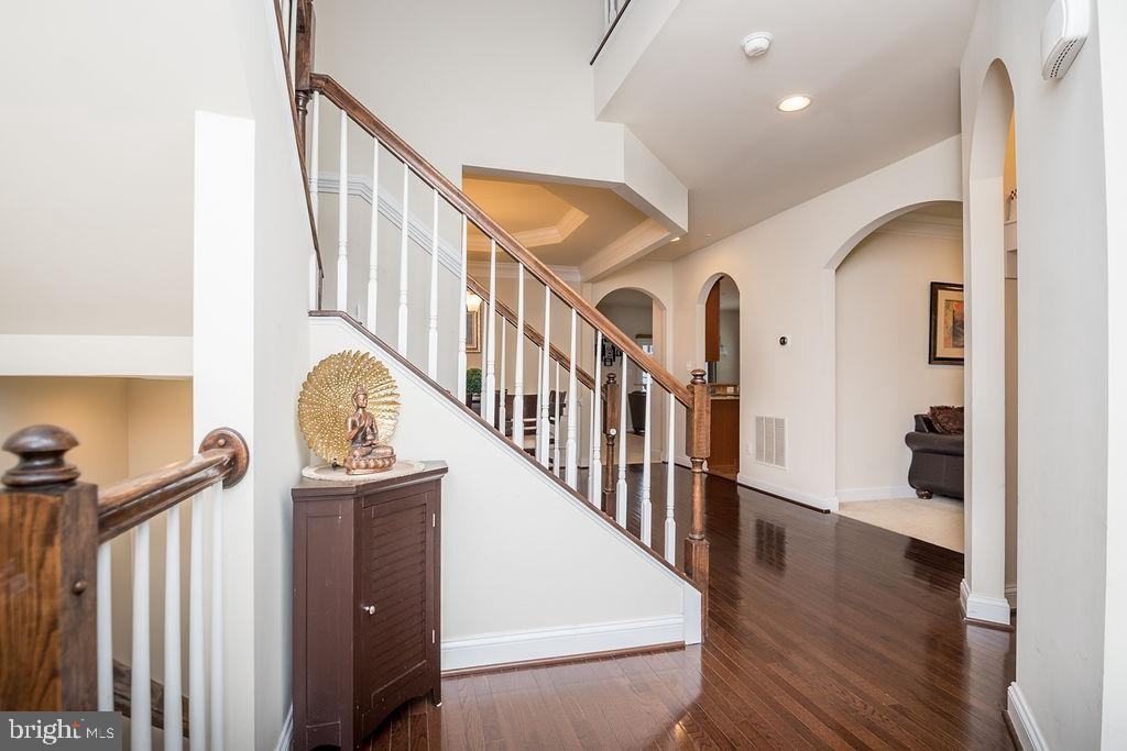 503 Deborah Ct - Photo 2 of 22