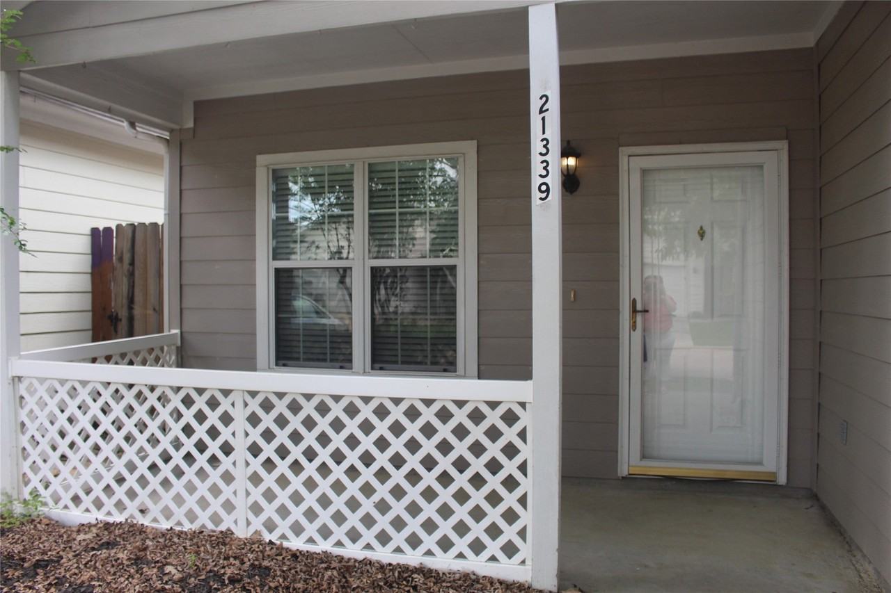 21339 Sweet Grass Ln - Photo 2 of 16