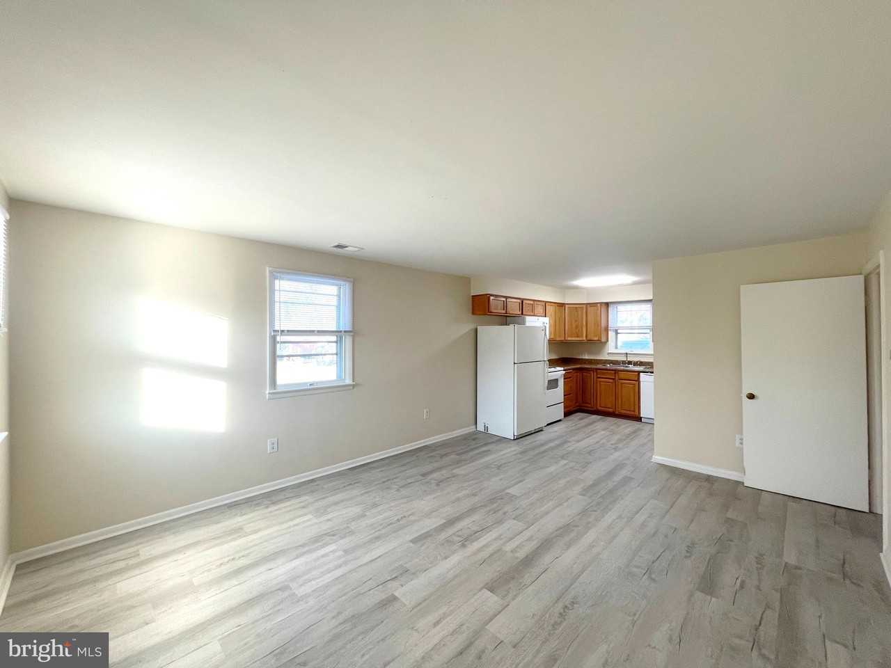 4330 Middletown Rd - Photo 3 of 15