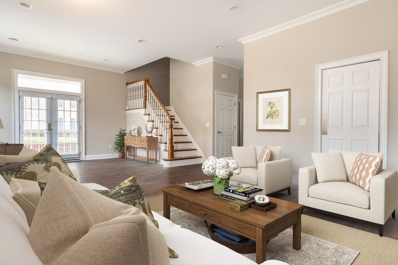 Sterling Manor - Photo 7 of 30