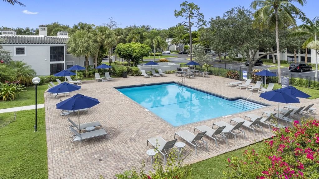 Stella Boca Raton Apartments - Photo 3 of 33