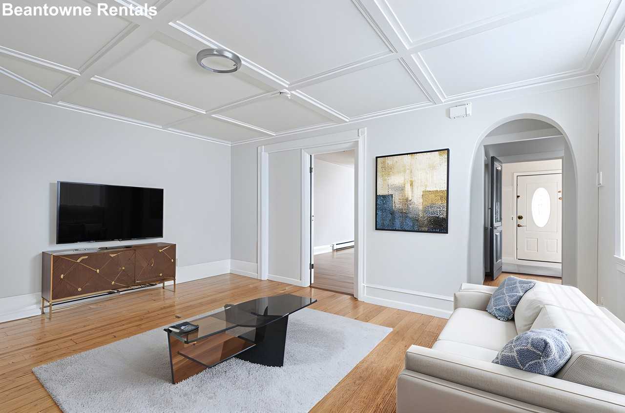 Mount Pleasant Ave #1R - Photo 3 of 14