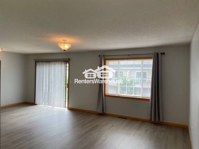2541 Cobble Hill Ct #L - Photo 6 of 15