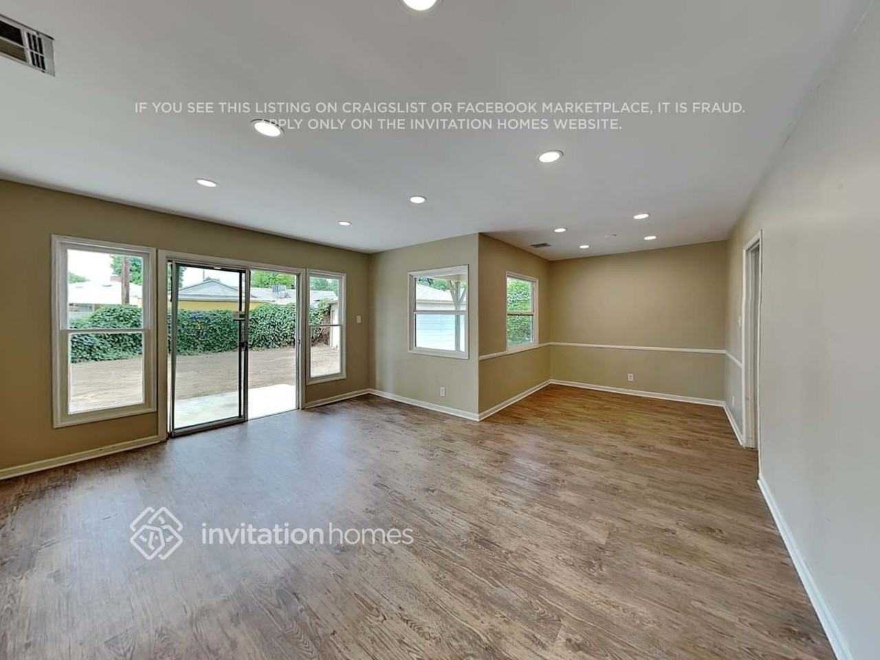 18147 Archwood St - Photo 4 of 21