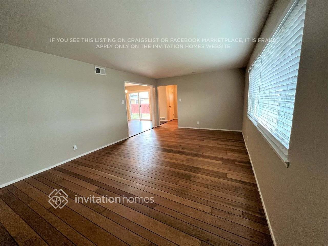 4296 Scenic Ave - Photo 4 of 15