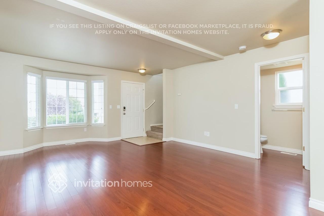 5109 60th Ave Ne - Photo 3 of 21