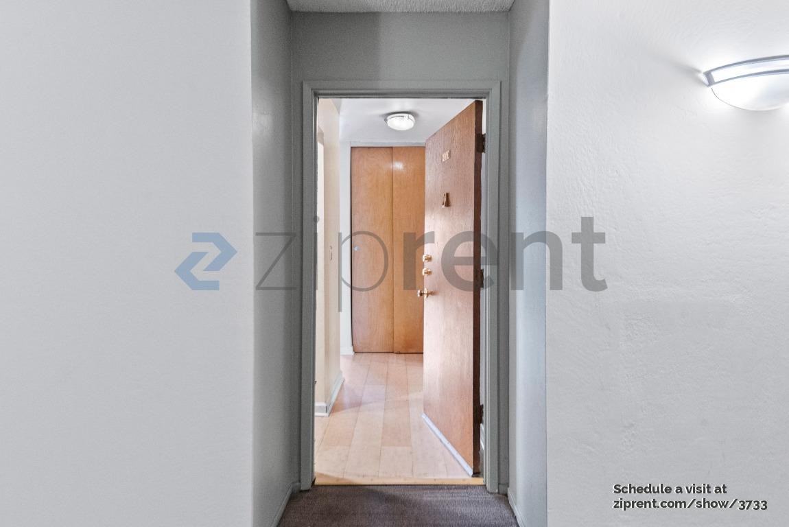 955 Shorepoint Ct #109 - Photo 6 of 27