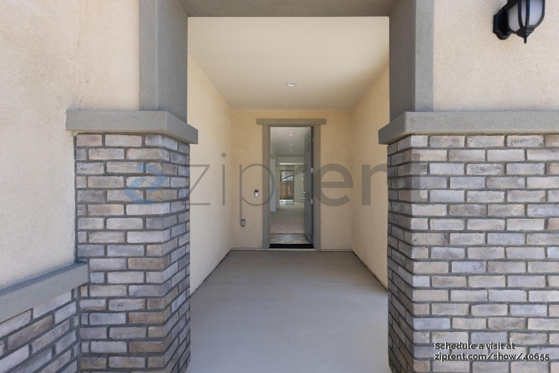 29695 Courage Ct - Photo 3 of 27