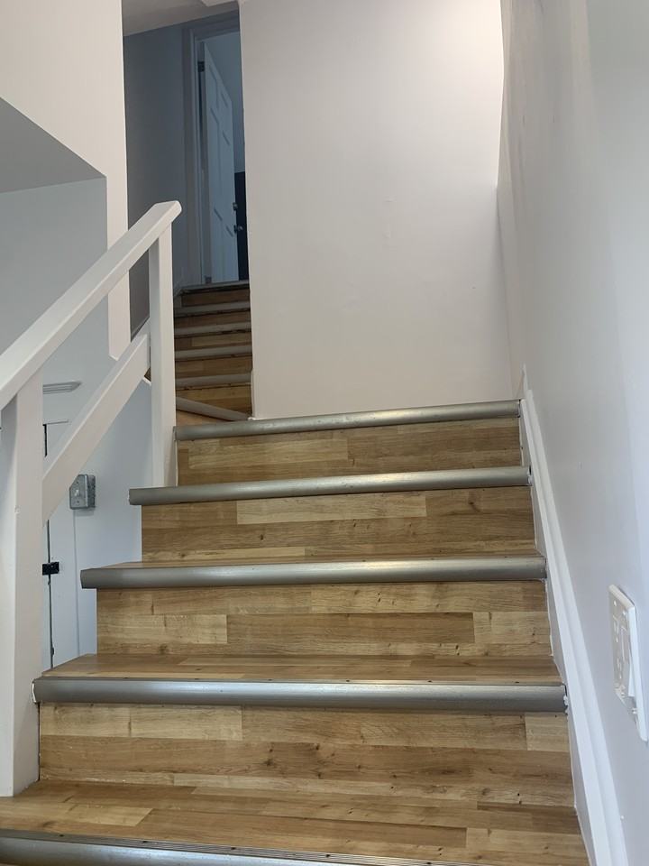 125 Peel Street, Upper Unit - Photo 3 of 19